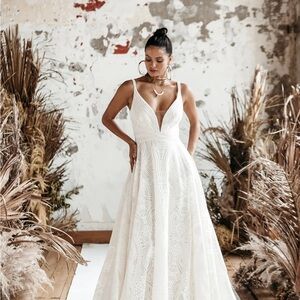Elegant-Boho White Wedding Gown